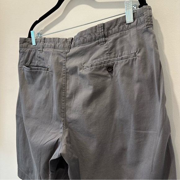 J Crew 10.5” Stretch Chino Shorts For Men Size 36 Gray Neutral Casual Golf Polo - Picture 10 of 14